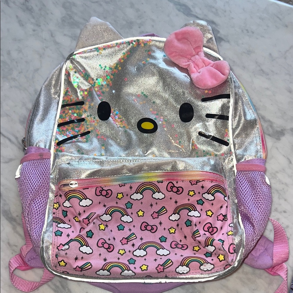 Hello Kitty Backpack - Picture 1 of 8